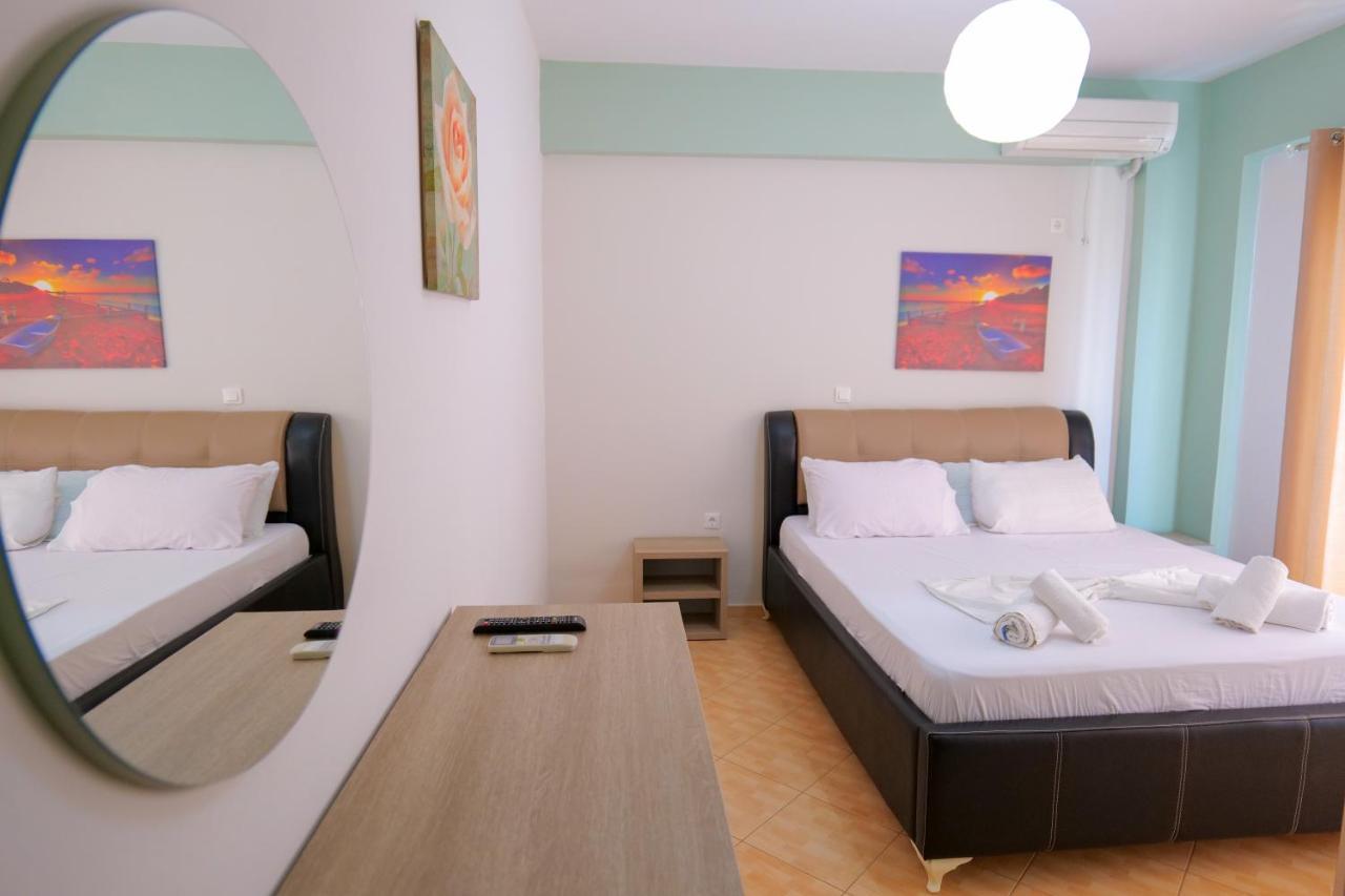 Hotel Driloni Ksamil Buitenkant foto