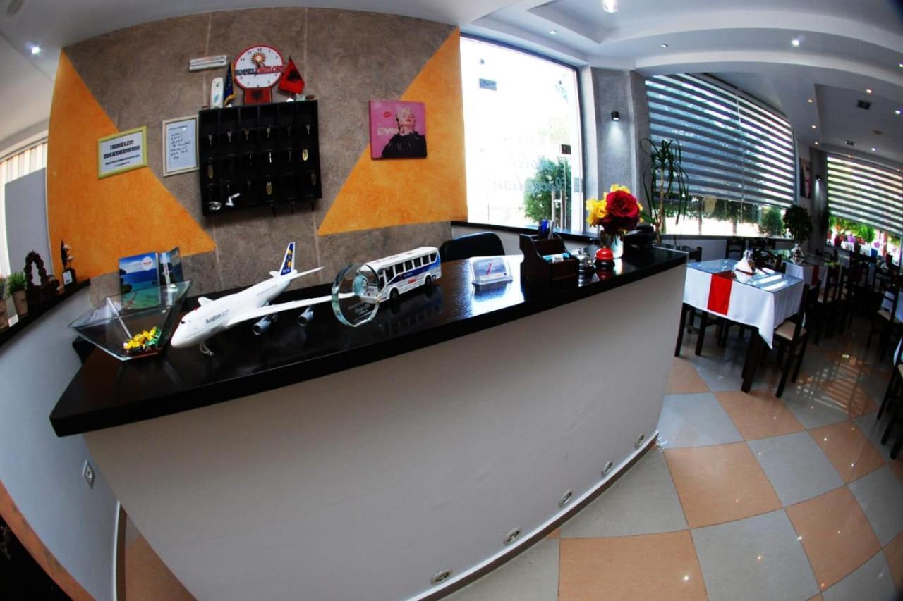 Hotel Driloni Ksamil Buitenkant foto